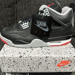 Jordan 4 Retro Bred Reimagined Size 9.5M