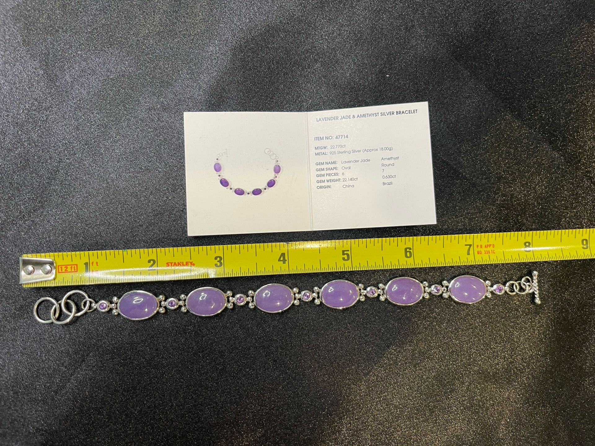 Lavender Jade & Amethyst silver Bracelet. Silver Content 18g.