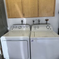 Washer Dryer Pair 