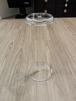 NWOT Container Store Acrylic Hat Stand 