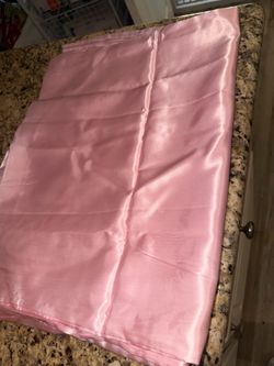 Pink silk pillow cases (3 peices)
