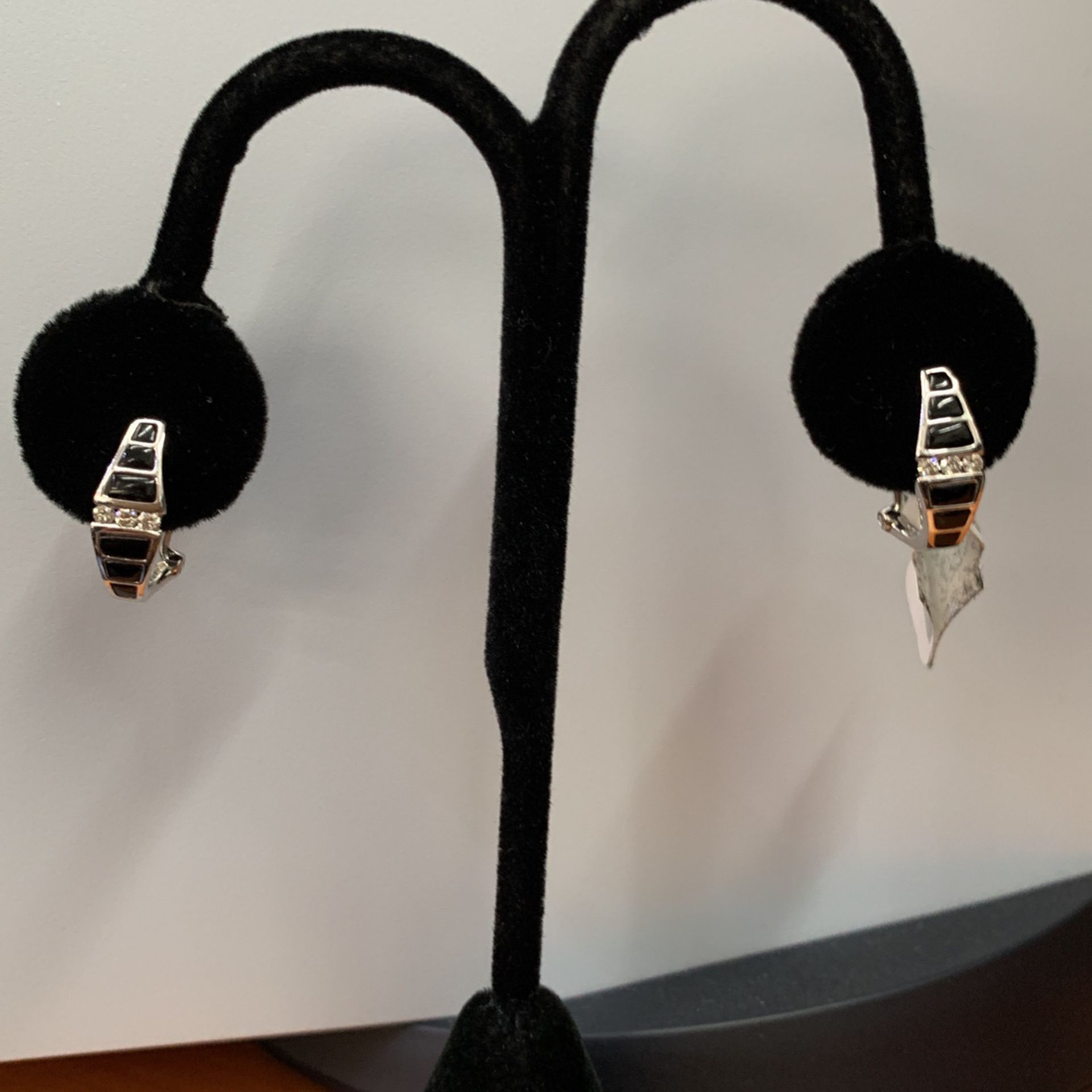 14k WG Diamond/ Black Stones Earrings 