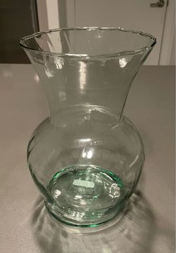 Clear Glass Flower Vase
