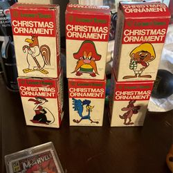 1978 Looney Toons Collector Item Christmas Ornaments