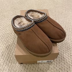 UGG Size 5 Women's Tasman II Slipper - Chestnut