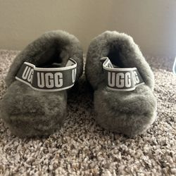 UGGS Fluff Yeah Slippers