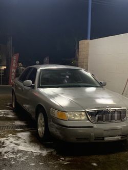 2002 Mercury Grand Marquis