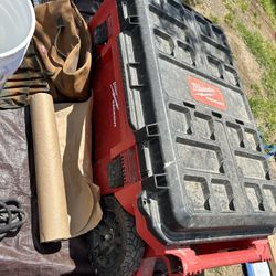 Xtra Large Milwaukee Tool Box With Wheels 