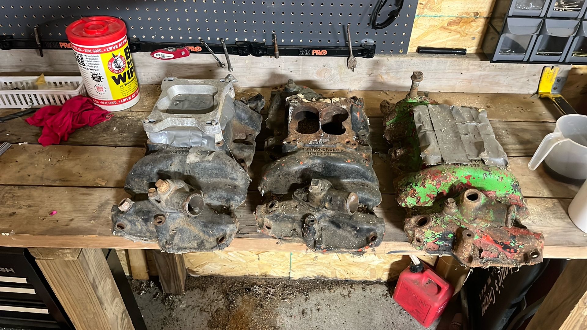 Chevy Cast High rise Intakes