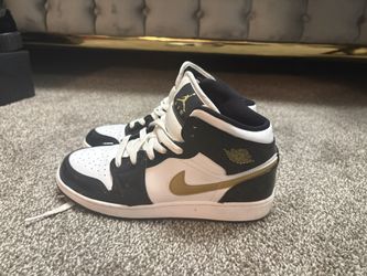 Black And Gold Jordans