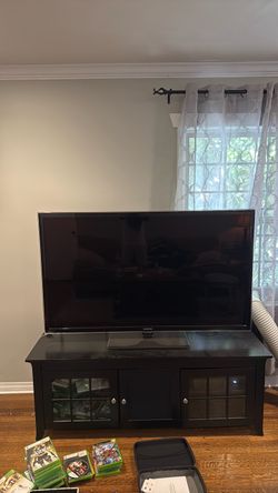 Samsung Flat Screen TV Large