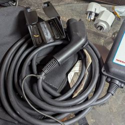 genuine Nissan Leaf OEM Level 1 / Level 2 portable EVSE (charging cable)