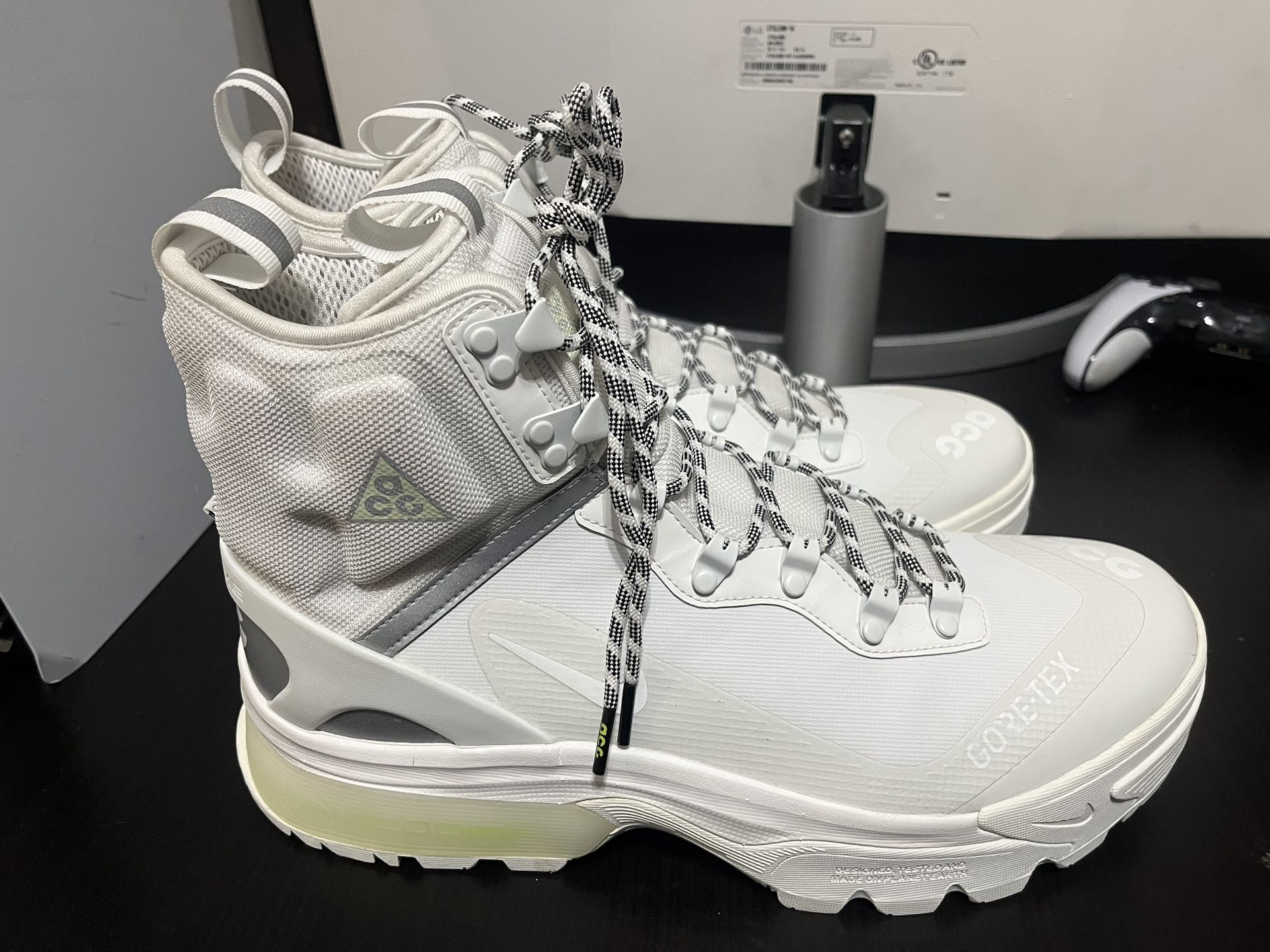 Nike Acg Boots White Size Nike Air Max Goadome ACG Boots Summit