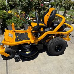 Cud Cadet Ultima 42 in. 21.5 HP V-Twin Kawasaki Engine Dual Hydrostatic Drive Gas Zero Turn Riding Lawn Mower 