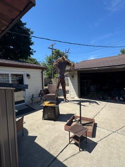 12 ft wendigo animatronic