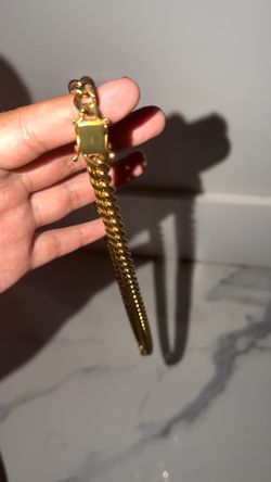 Cuban link 18k chain