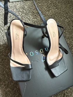 Black Strappy Square Toe Heels Size 7