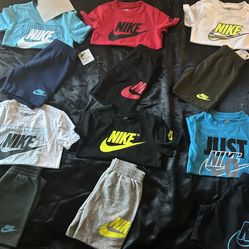 Boys Nike 4t