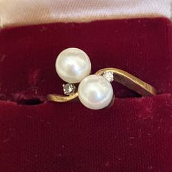 Vintage 14K Gold Ring Pearls & Diamonds Size 8