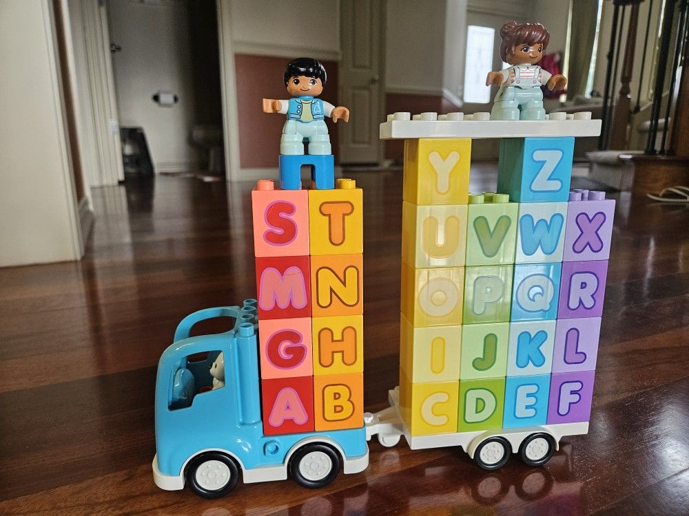 Lego Duplo Alphabet Train