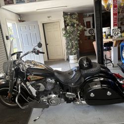 Indian 2016 Springfield Motorcycle 