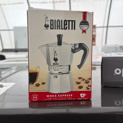 🔥Bialetti Moka Express Iconic Italian Stovetop Espresso Maker (Natural Silver, 4 Cups)