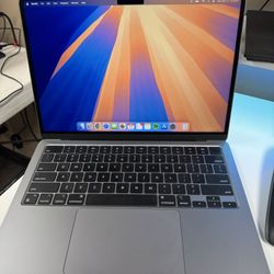 2022 Apple MacBook Air M2