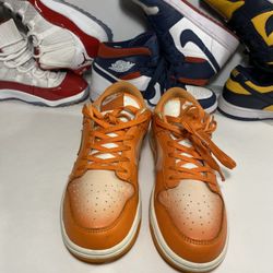 Nike Dunks Size 8 Women’s , 6.5 Y. Shipping Available 