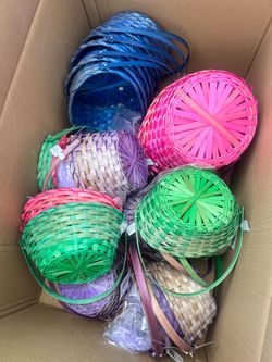Lot of Colorful Woven Easter Baskets Kit gifts