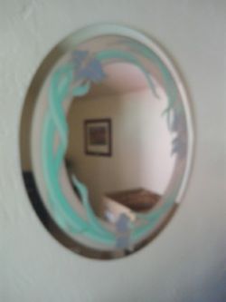 Circle mirror with designs