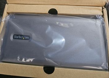 StarTech Thunderbolt 4 dock