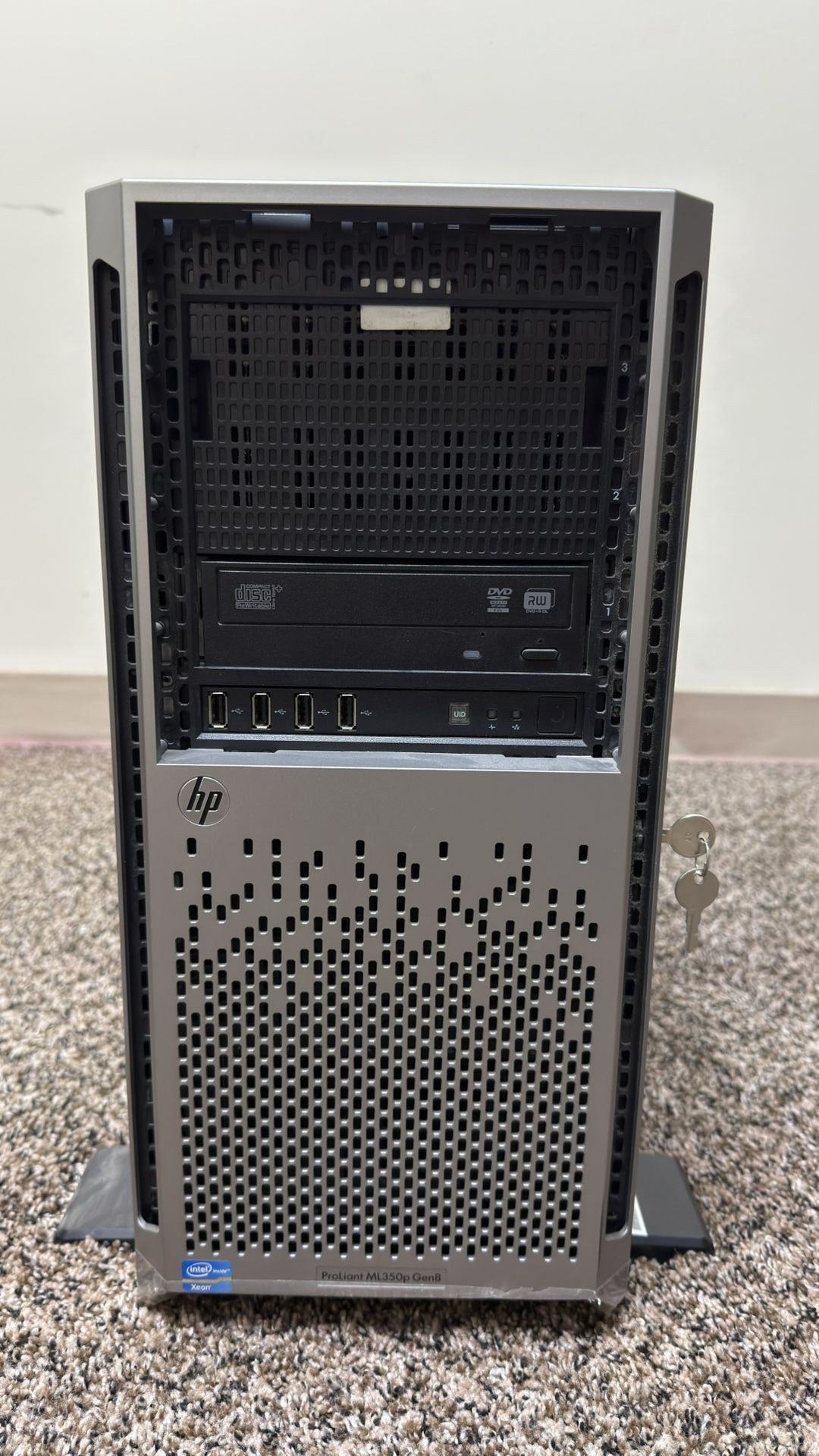 HP ProLiant ML350p Gen8 Tower Server – Dual CPU, 128GB RAM, Rails, Clean & Tested – Best Offer
