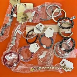 New Fashion Jewelry Bracelet Bundle Lot – 20 Bracelets – Mixed Styles - Mystery