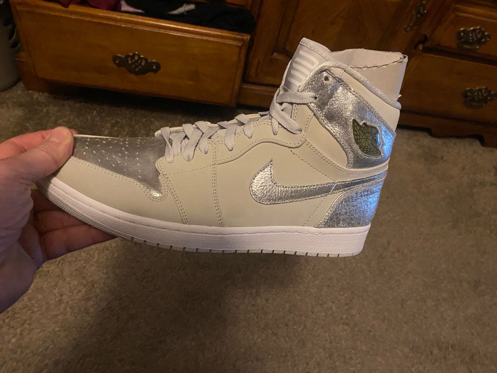 Brand New Jordan 1 Size 12 25th Anniversary Silver No Case