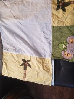 Crib Skirt. (Jungle)