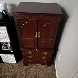 Big Vintage Jewelry Box 