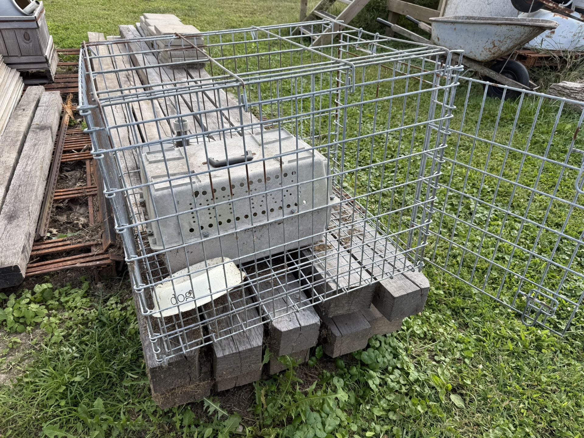 Dog kennel