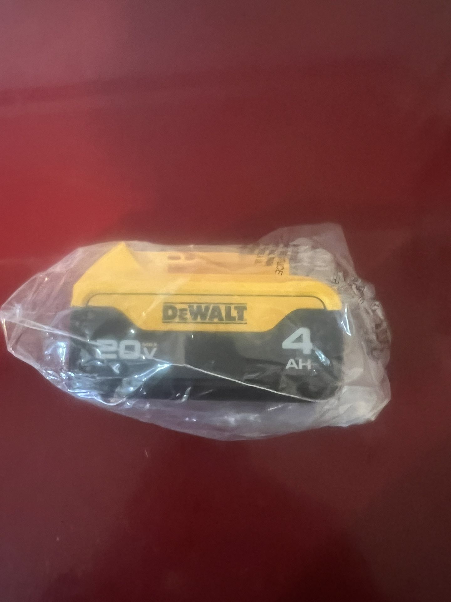 dewalt 4 Ah battery brand new 