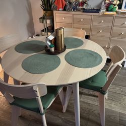 Dining Table With Chairs 