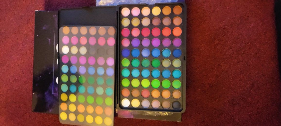 BRAND NEW VER Eyeshadow