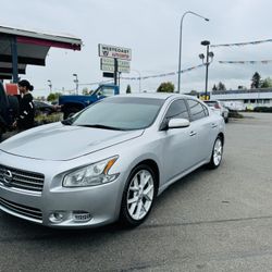 2009 Nissan Maxima