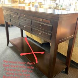 Delivery Avail  REAL Wood Broyhill TV Stand Console Table Media Raised Cabinet