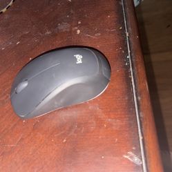 Logi Wireless Mouse 