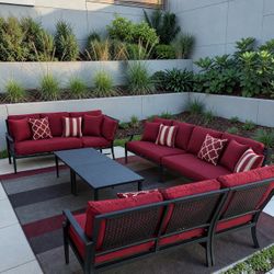 New inbox 10-person patio set with cushions (we finance and deliver)