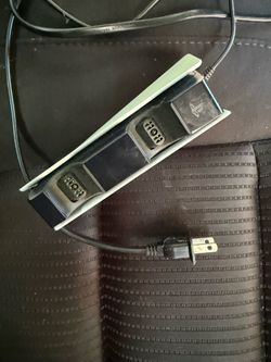 Dual PS5 controller charging
