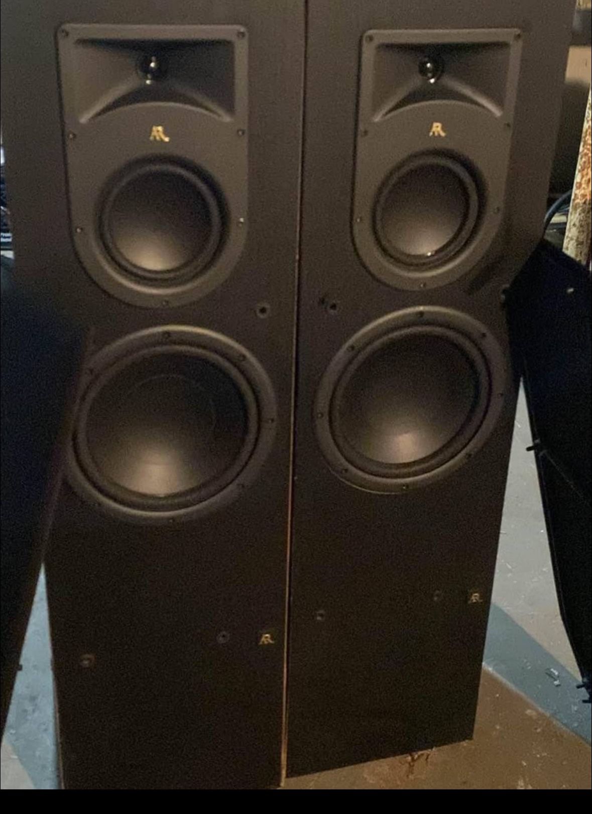 Acoustic Research Floor Speakers 318 PS