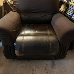 Leather recliner w/ cover