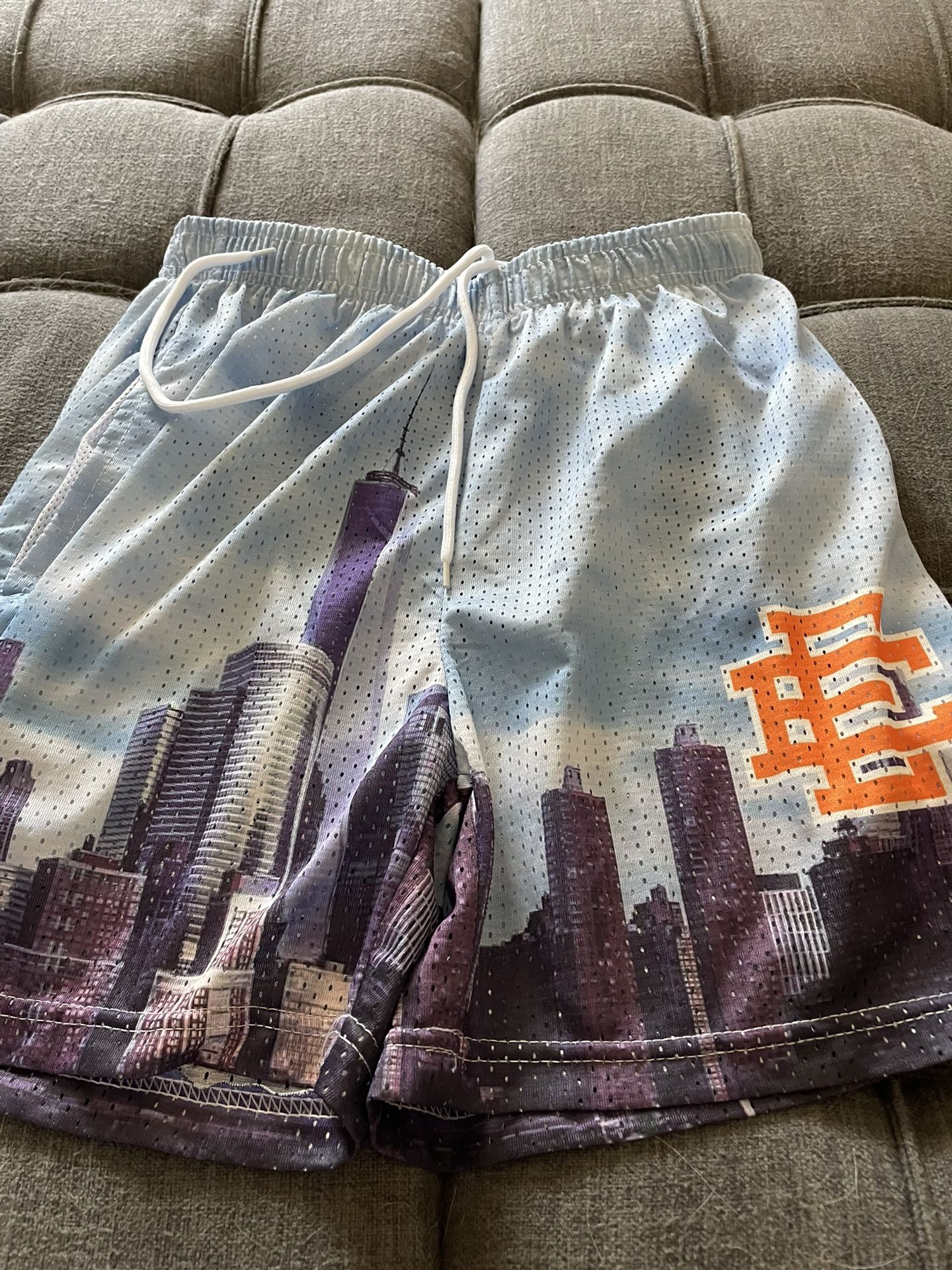 EE Shorts