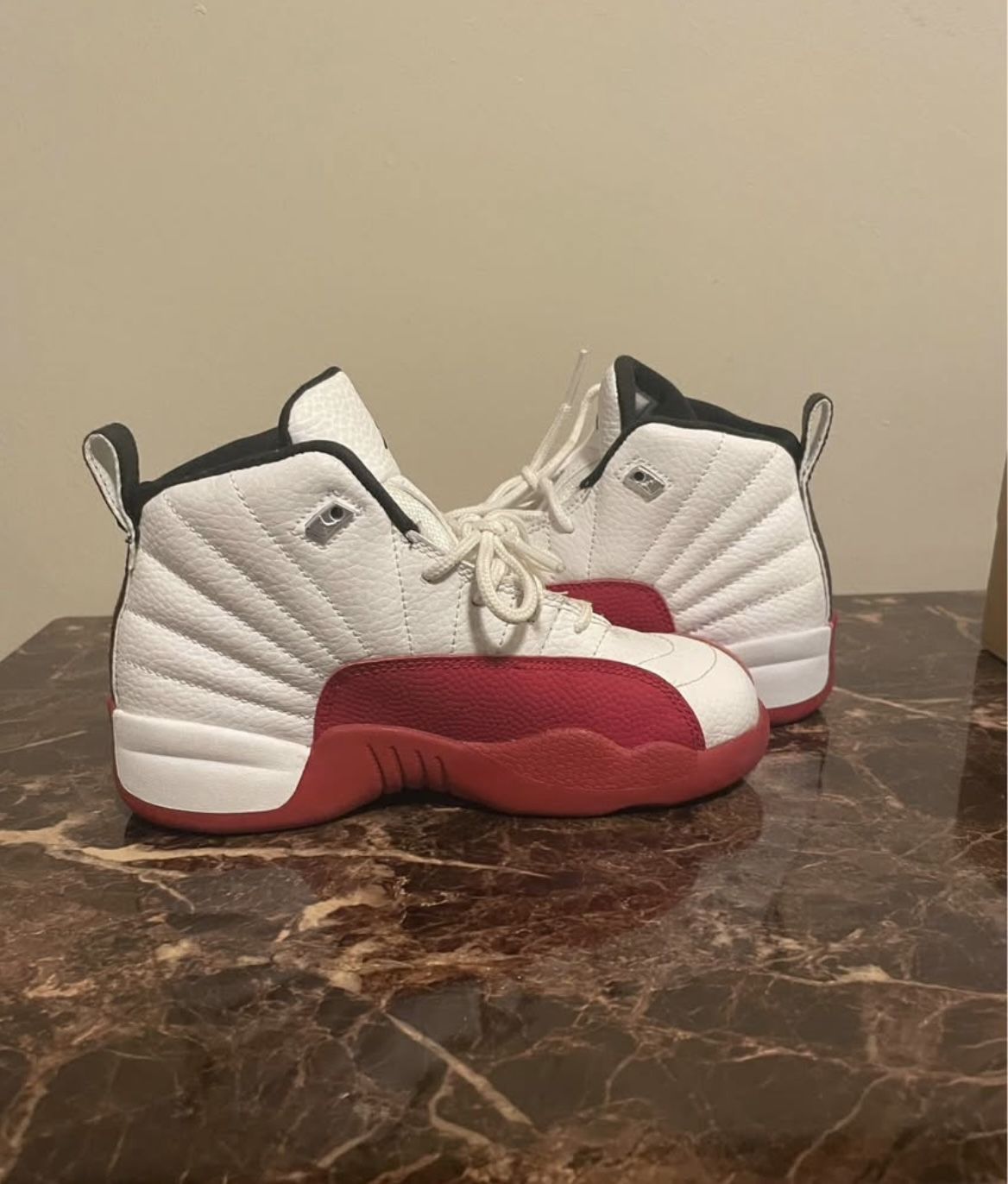 Jordan Cherry reds Kids Size 13