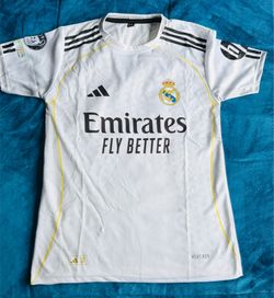 Vini jr Real Madrid kit